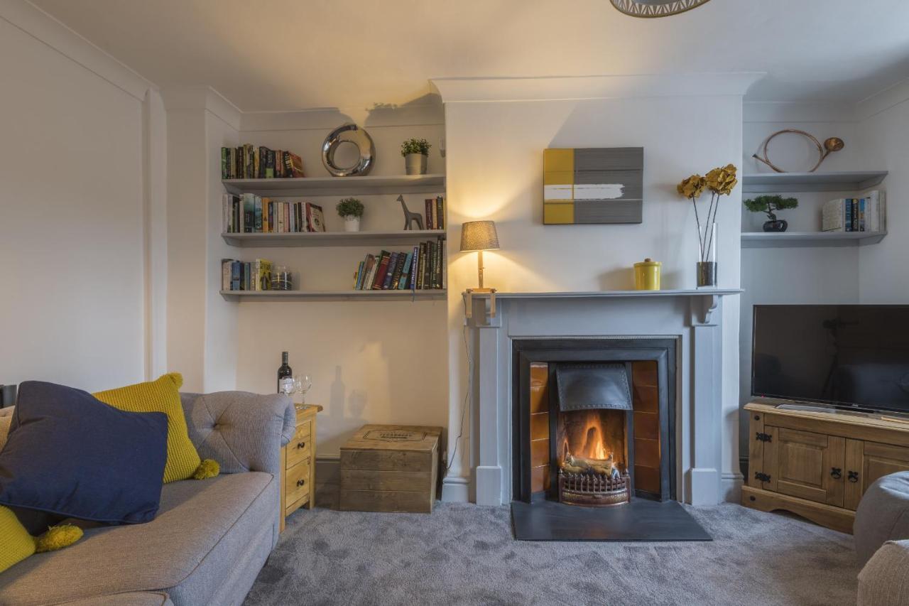 Finest Retreats - Tegannedd - Luxury Grade II Listed Cottage With Hot Tub Ffestiniog Bagian luar foto